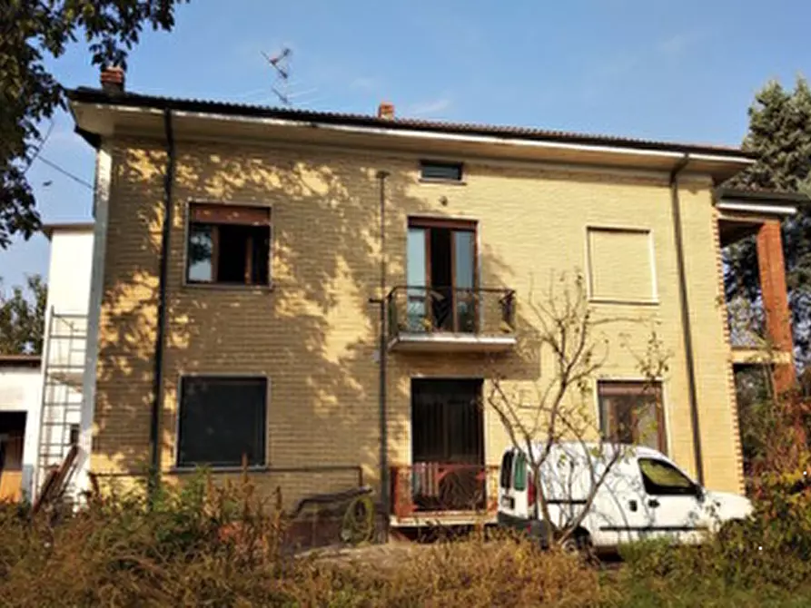 Immagine 2 di Appartamento in vendita  in Via Antonio Locatelli a Bariano