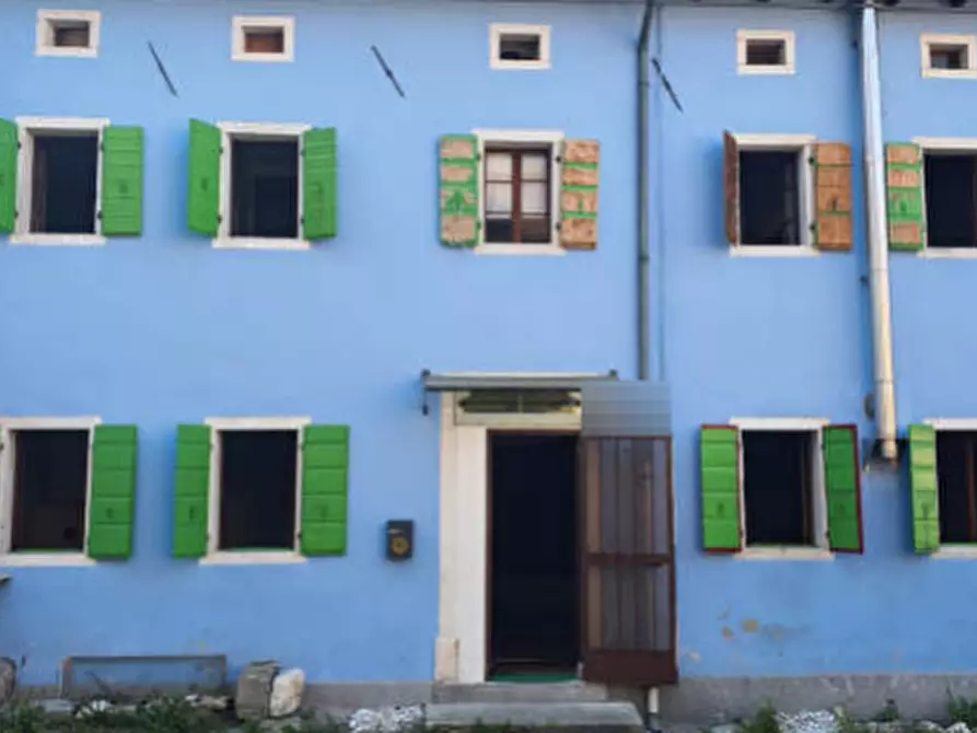 Immagine 2 di Porzione di casa in vendita  in Via I Maggio a Tambre