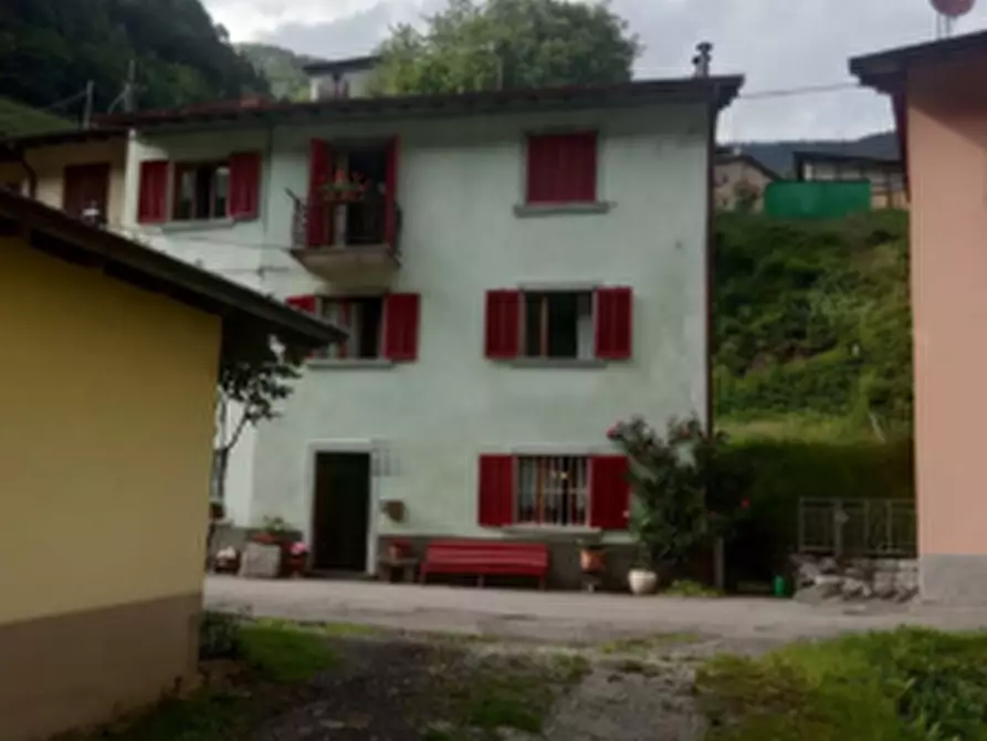 Immagine 2 di Appartamento in vendita  in Via Rava a Valtorta