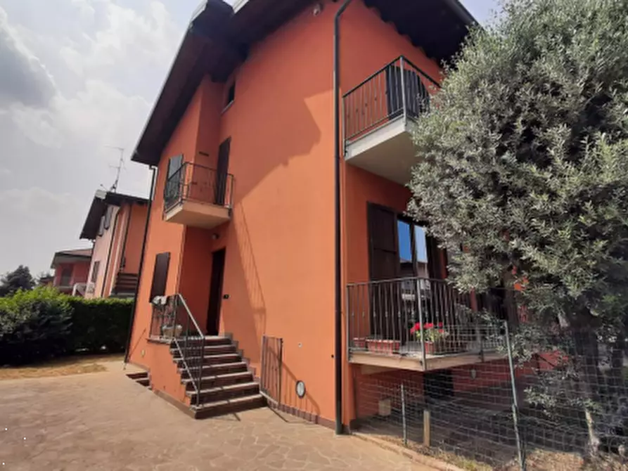 Immagine 2 di Appartamento in vendita  in Via Europa  a Gorle