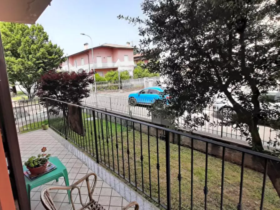 Immagine 4 di Appartamento in vendita  in Via Europa  a Gorle