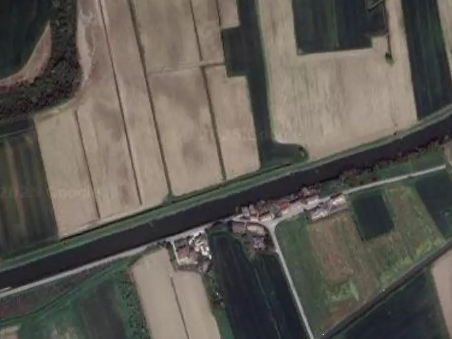 Immagine 26 di Casa indipendente in vendita  in Via Arginone Inferiore a Gavello