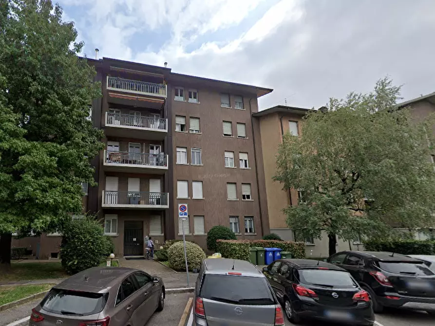 Immagine 4 di Appartamento in vendita  in Via Angelo Pinetti a Bergamo