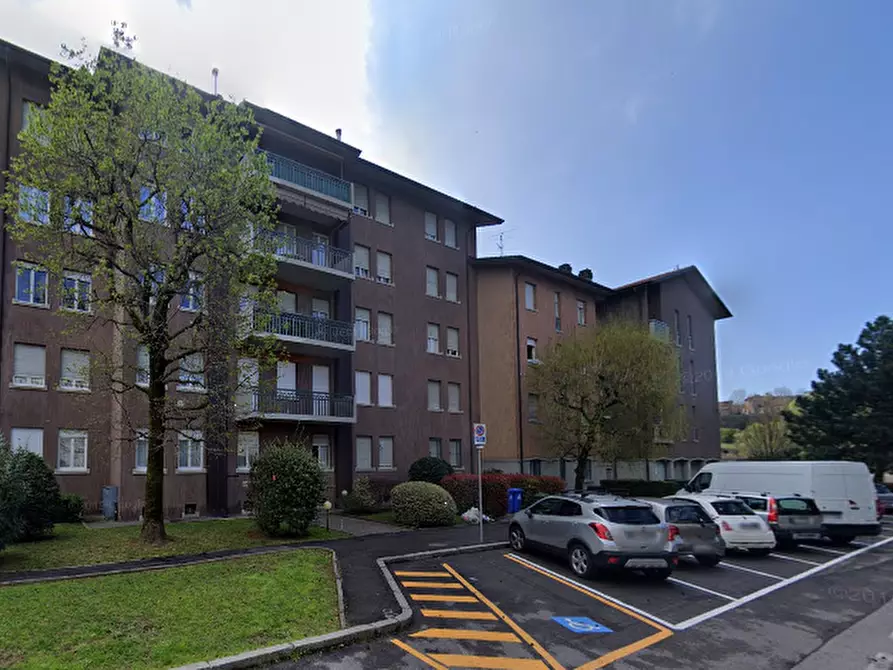 Immagine 16 di Appartamento in vendita  in Via Angelo Pinetti a Bergamo
