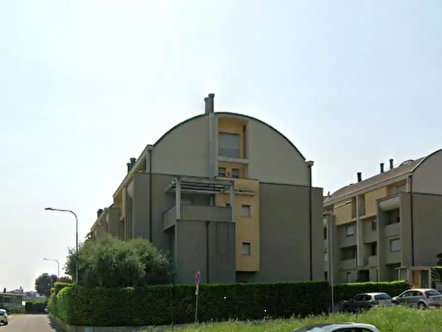 Immagine 6 di Appartamento in vendita  in Via Raffaele Casnedi  a Valmadrera