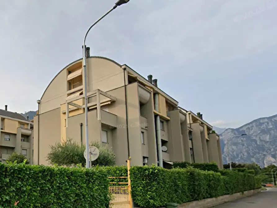 Immagine 11 di Appartamento in vendita  in Via Raffaele Casnedi  a Valmadrera