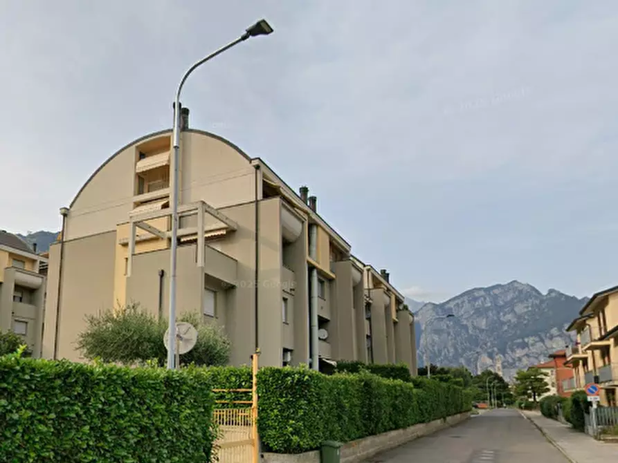 Immagine 13 di Appartamento in vendita  in Via Raffaele Casnedi  a Valmadrera