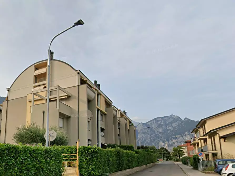 Immagine 14 di Appartamento in vendita  in Via Raffaele Casnedi  a Valmadrera