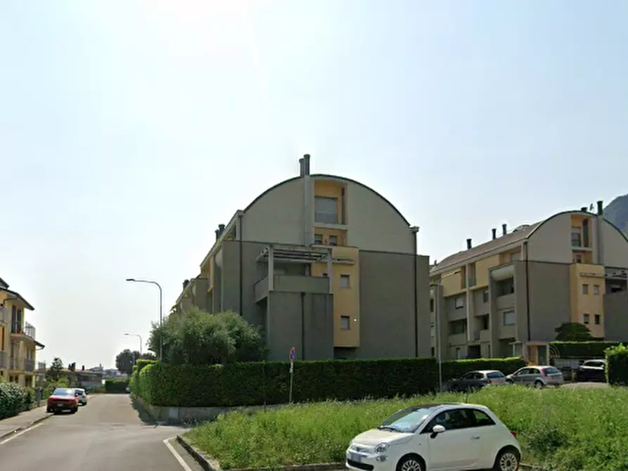 Immagine 17 di Appartamento in vendita  in Via Raffaele Casnedi  a Valmadrera