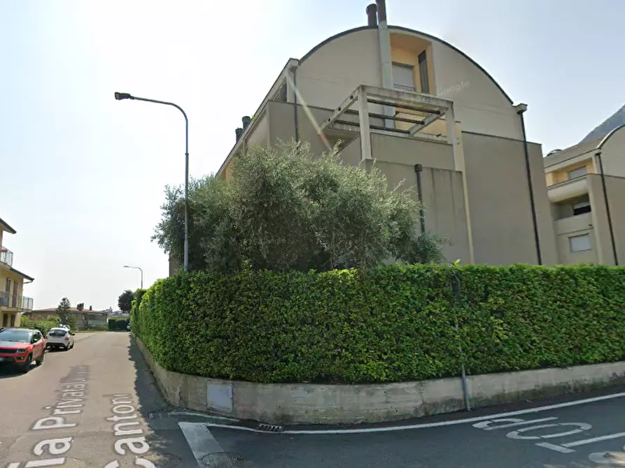 Immagine 19 di Appartamento in vendita  in Via Raffaele Casnedi  a Valmadrera