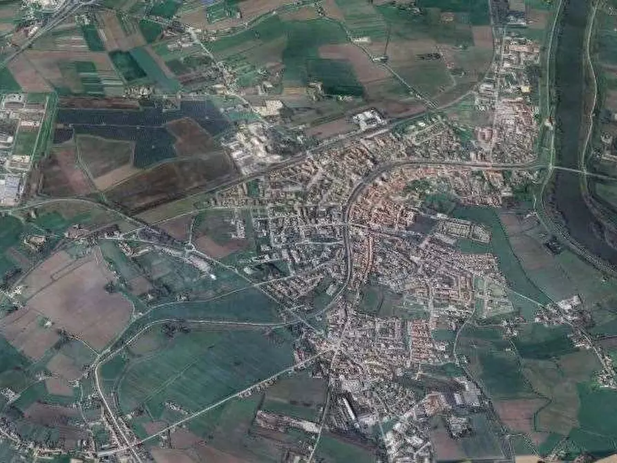 Immagine 10 di Garage in vendita  in Riviera Giacomo Matteotti a Badia Polesine