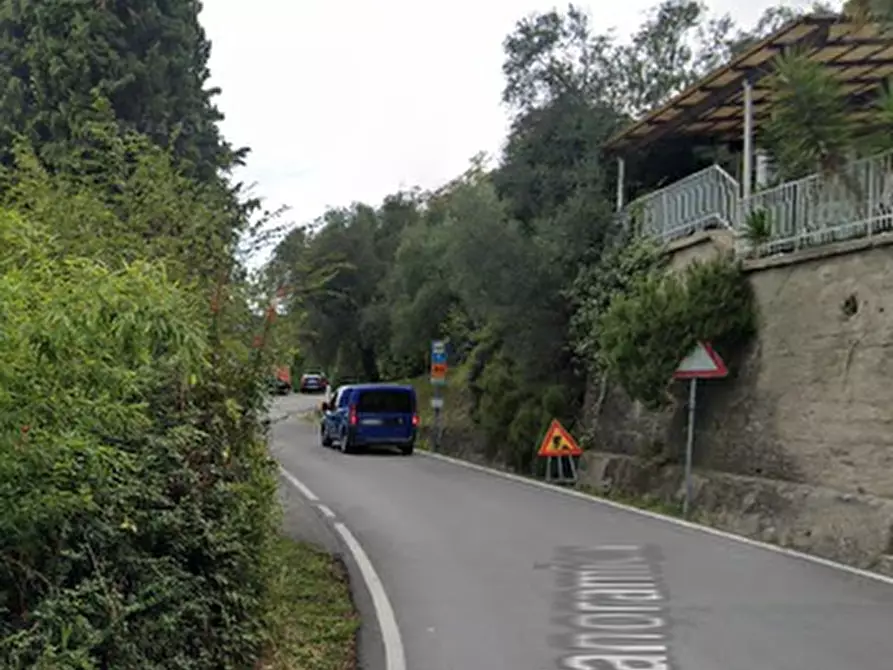 Immagine 22 di Casa bifamiliare in vendita  in Via Panoramica a Gardone Riviera