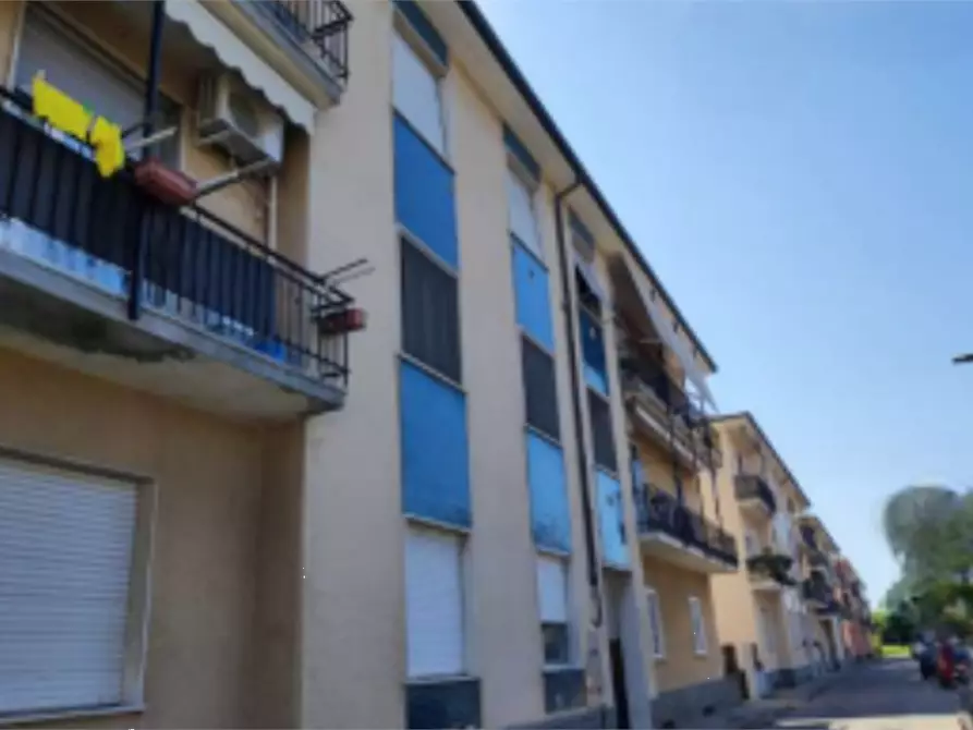 Immagine 3 di Appartamento in vendita  in Via Gen Carlo Porro a Rescaldina