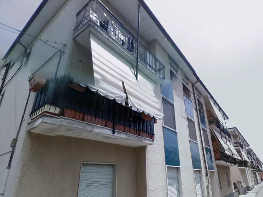 Immagine 4 di Appartamento in vendita  in Via Gen Carlo Porro a Rescaldina