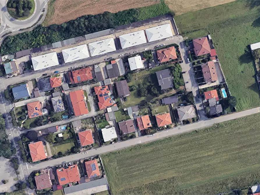 Immagine 12 di Appartamento in vendita  in Via Gen Carlo Porro a Rescaldina