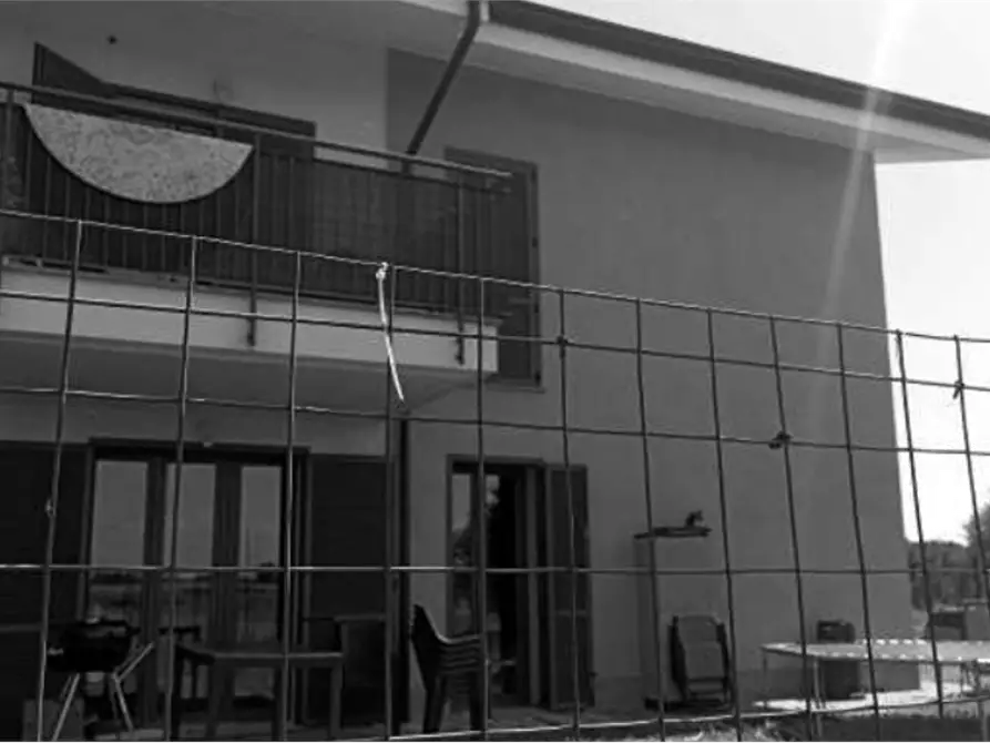 Immagine 2 di Appartamento in vendita  in Via Santa Croce a Robecco Sul Naviglio