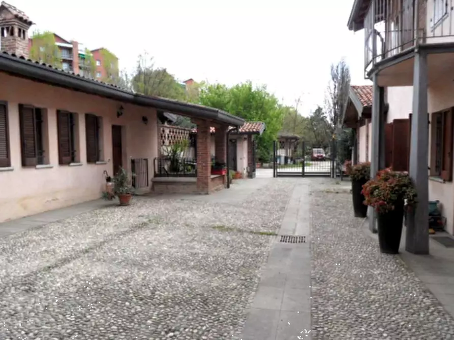 Immagine 10 di Casa indipendente in vendita  in Via dei Conti Biglia a Milano