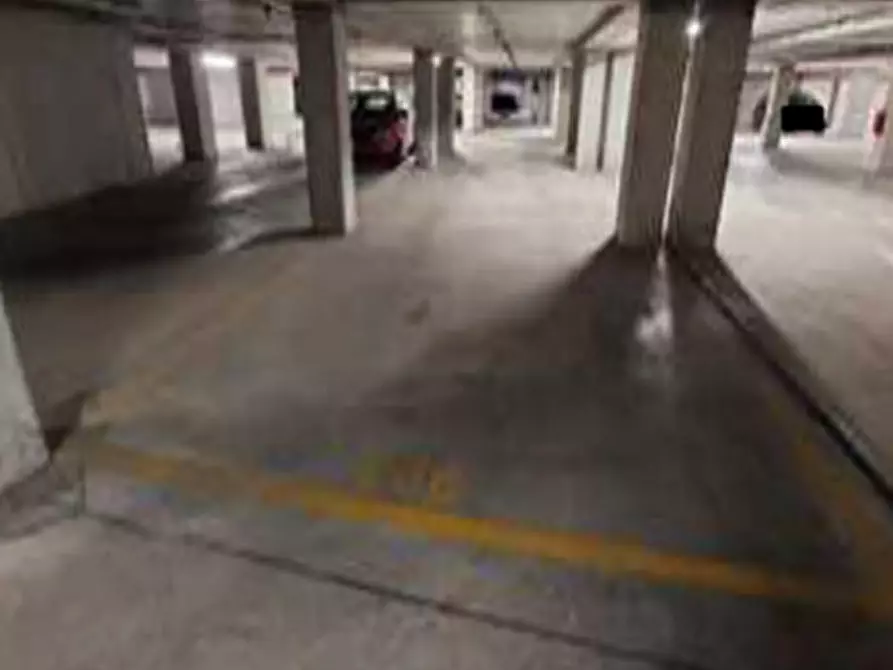 Immagine 3 di Posto auto in vendita  in Via ugo aldrighi a Brescia