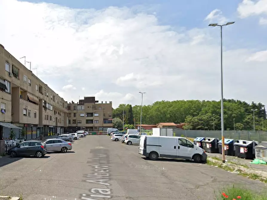 Immagine 4 di Ufficio in vendita  in Via Albert Schweitzer a Roma