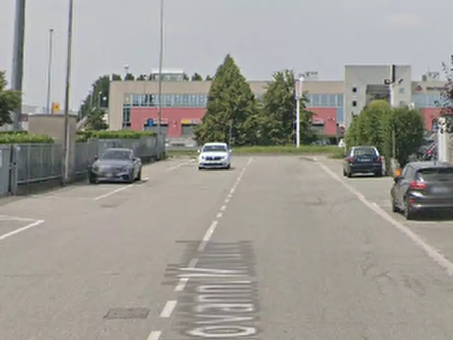 Immagine 6 di Capannone industriale in vendita  in Via Don Minzoni a Trezzo Sull'adda