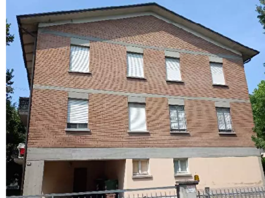 Immagine 2 di Appartamento in vendita  in Via Amos Bartoli  a Reggio Nell'emilia