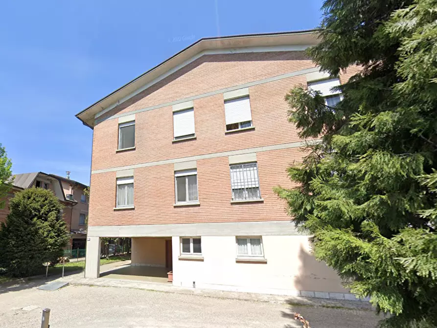 Immagine 7 di Appartamento in vendita  in Via Amos Bartoli  a Reggio Nell'emilia