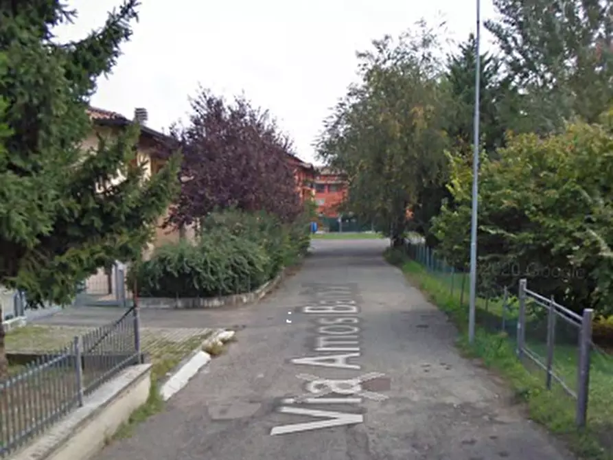 Immagine 15 di Appartamento in vendita  in Via Amos Bartoli  a Reggio Nell'emilia