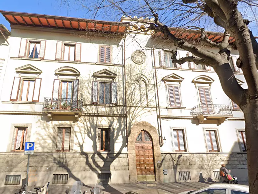 Immagine 5 di Appartamento in vendita  in Viale dei Mille a Firenze