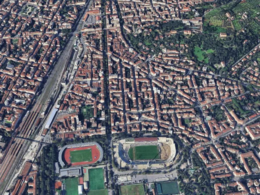 Immagine 17 di Appartamento in vendita  in Viale dei Mille a Firenze