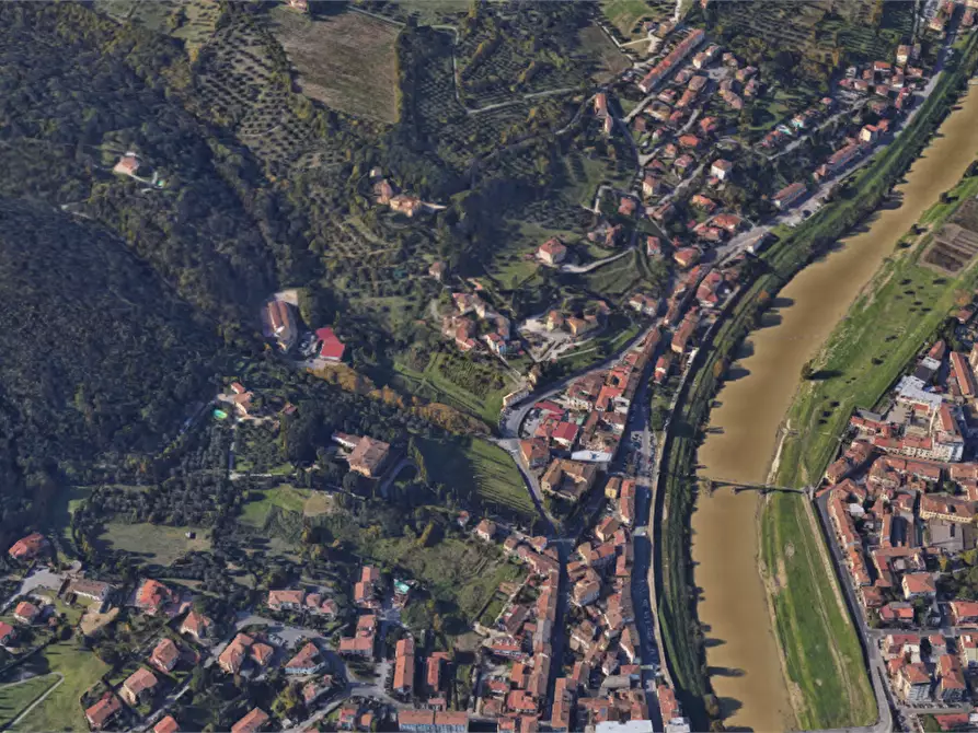 Immagine 10 di Appartamento in vendita  in Via Carlo Pucci a Lastra A Signa