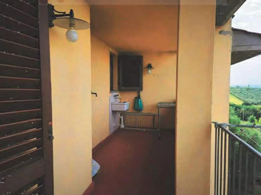 Immagine 4 di Porzione di casa in vendita  in Via delle Macine a Lastra A Signa