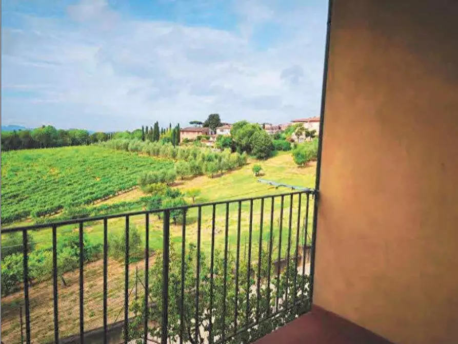 Immagine 5 di Porzione di casa in vendita  in Via delle Macine a Lastra A Signa