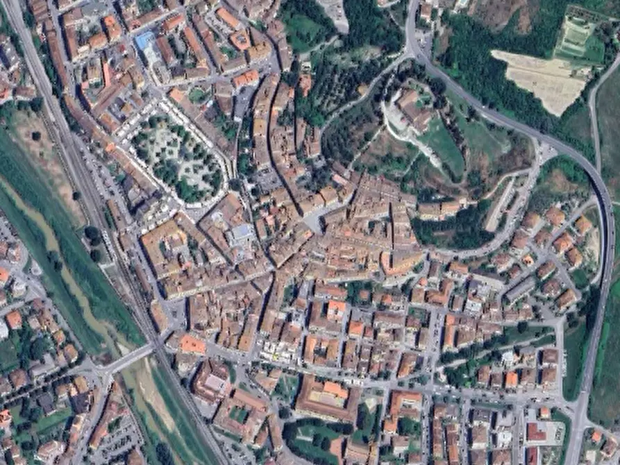 Immagine 14 di Appartamento in vendita  in Via Attavanti a Castelfiorentino