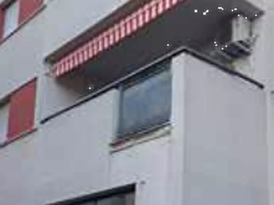 Immagine 2 di Negozio in vendita  in Corso Bazoli  a Brescia