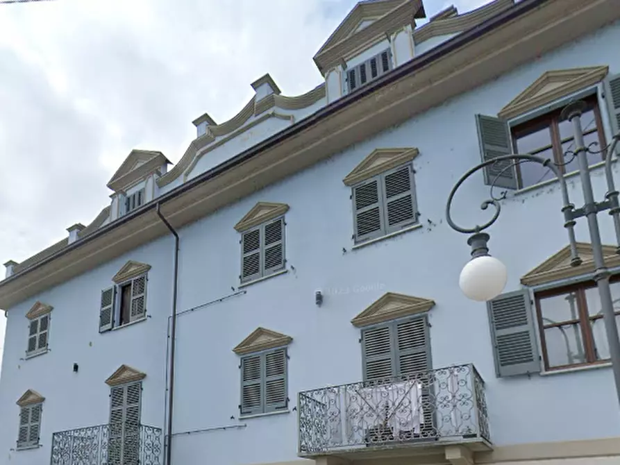 Immagine 13 di Appartamento in vendita  in Via S. Carlo a Nizza Monferrato