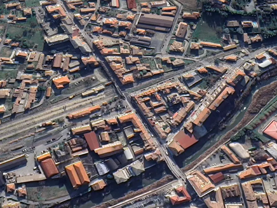 Immagine 18 di Appartamento in vendita  in Via S. Carlo a Nizza Monferrato