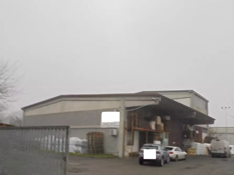 Immagine 2 di Capannone industriale in vendita  in Via Alessandro Volta a Fombio