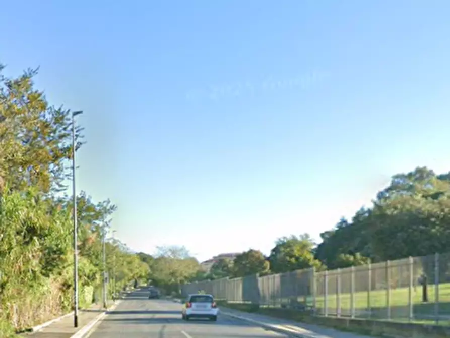 Immagine 6 di Magazzino in vendita  in Via dei Bonacolsi a Roma