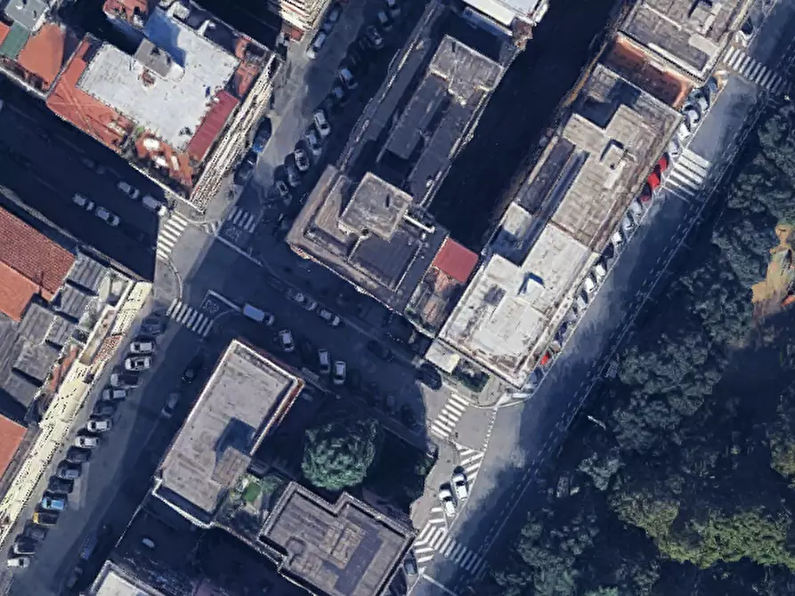 Immagine 22 di Appartamento in vendita  in Via Torino a Prato