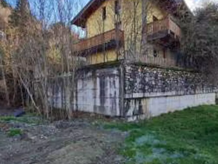 Immagine 13 di Appartamento in vendita  in Via Camarelli a San Giovanni Bianco