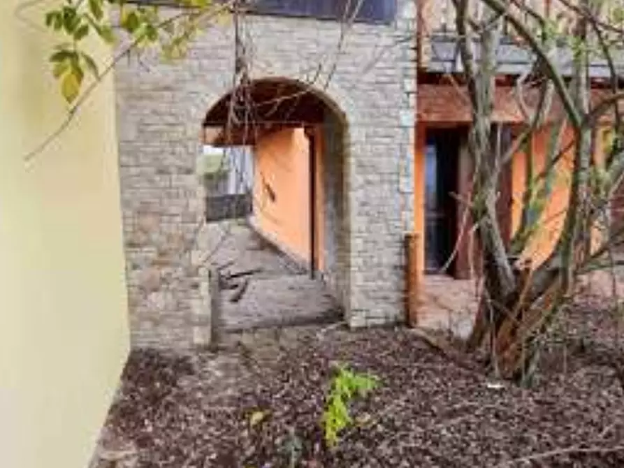 Immagine 7 di Appartamento in vendita  in Via Camarelli a San Giovanni Bianco