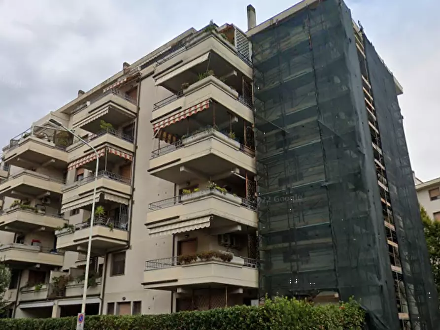 Immagine 9 di Appartamento in vendita  in Via Attilio Cerutti a Prato