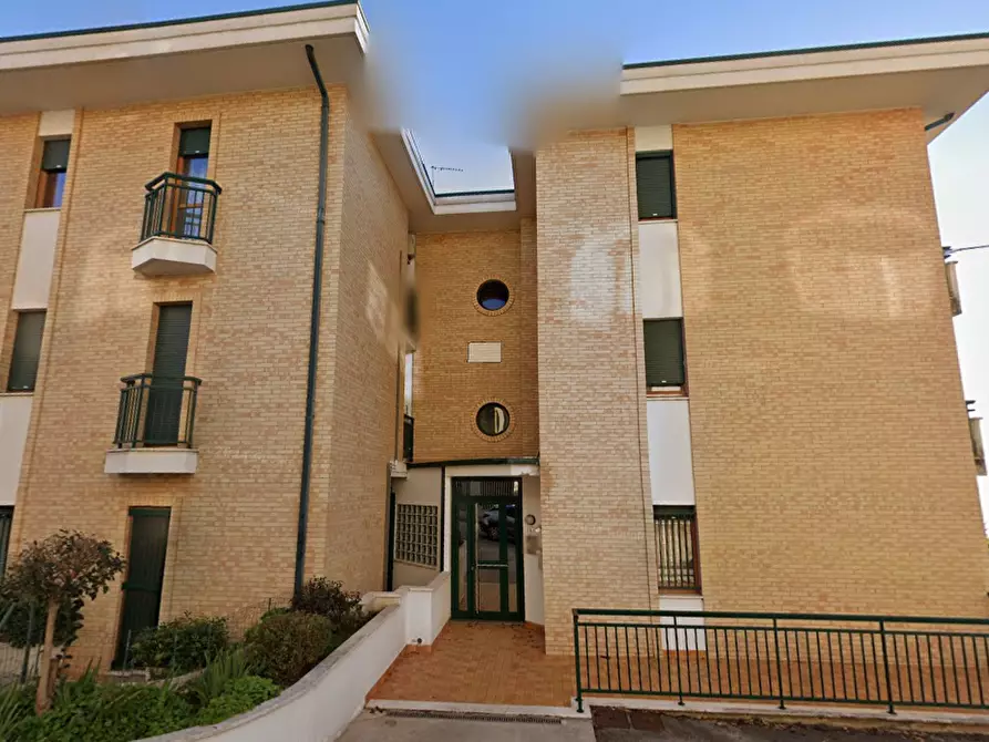 Immagine 7 di Appartamento in vendita  in Via Ugo Foscolo a Monte Urano