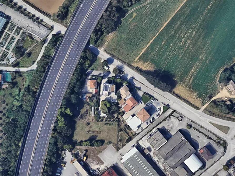 Immagine 17 di Casa indipendente in vendita  in Via Fratte a Porto Sant'elpidio