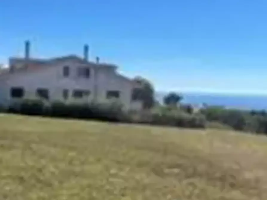 Immagine 2 di Villa in vendita  in Contrada Barbolano a Altidona