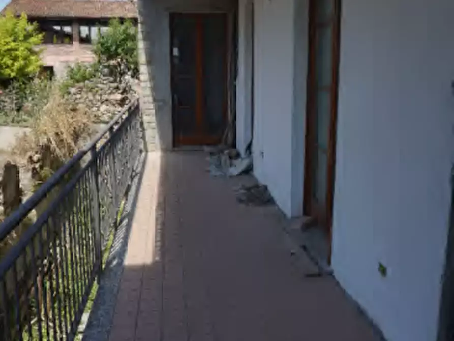 Immagine 21 di Villa in vendita  in Via Santa Lucia a Vigolzone