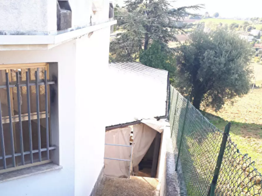 Immagine 11 di Stabile in vendita  in Via G. Moschini  a Sant'elpidio A Mare