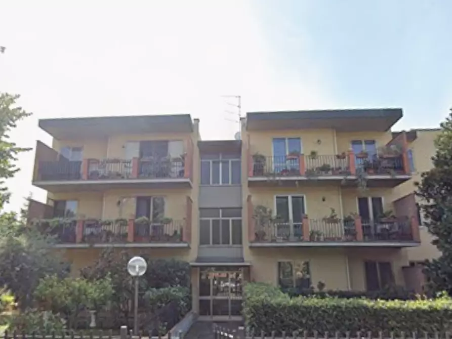 Immagine 6 di Appartamento in vendita  in Via Fra' Guittone a Campi Bisenzio