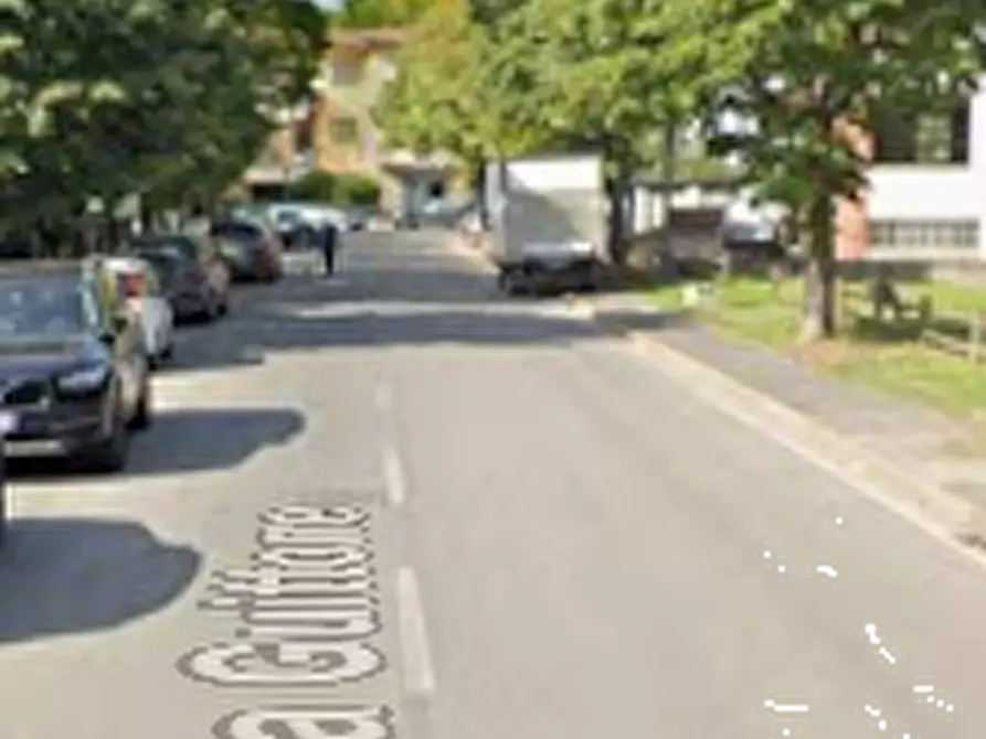 Immagine 10 di Appartamento in vendita  in Via Fra' Guittone a Campi Bisenzio