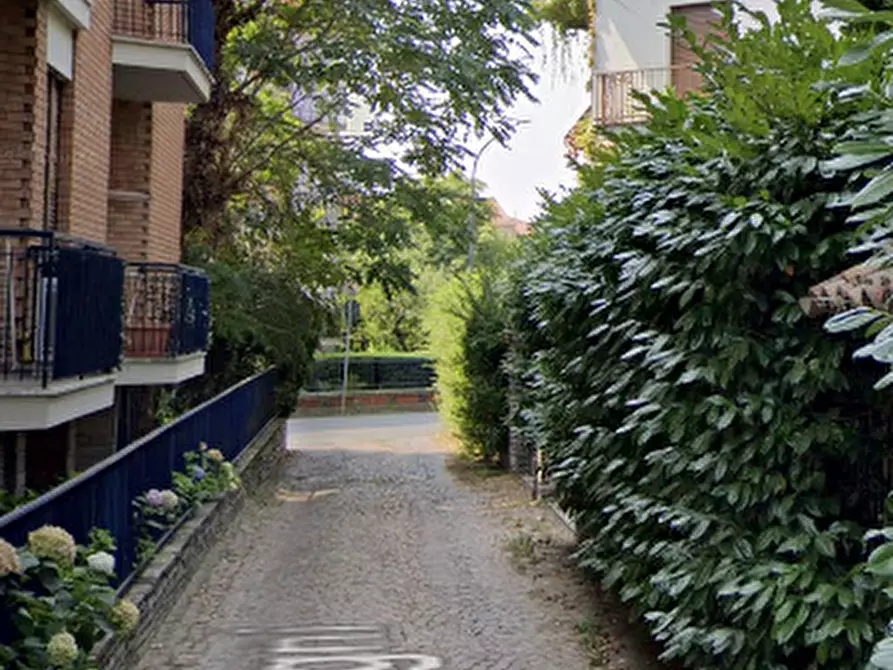 Immagine 12 di Villa in vendita  in Via Camagni a Asti